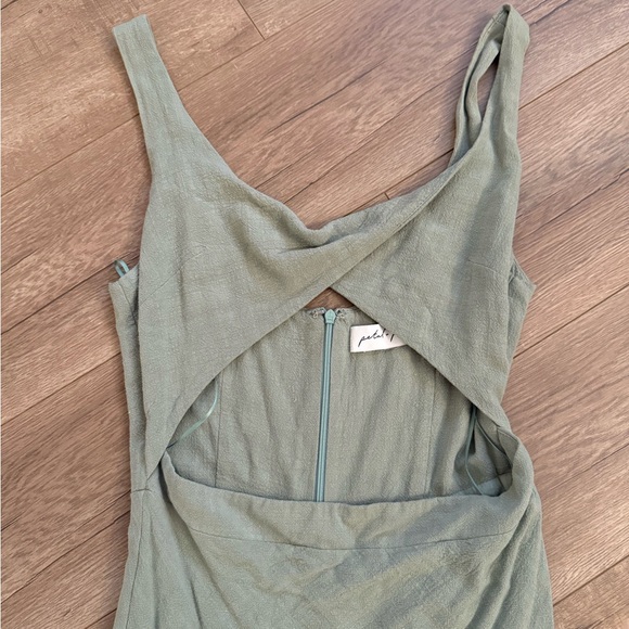 Petal & Pup Apollo Dress. Size 4. - Picture 3 of 6